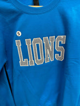 Load image into Gallery viewer, Glitter Lions embroidered BLUE
