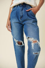 Load image into Gallery viewer, Distressed Slouchy Jeans
