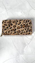 Load image into Gallery viewer, LEOPARD PRINT WALLET freeshipping - Believe Inspire Beauty
